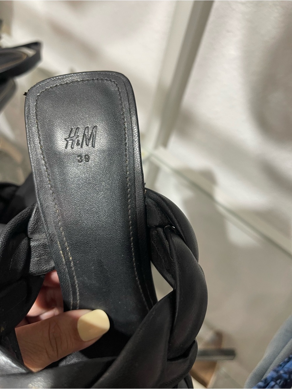 H&M Heels - Picture 2 of 4